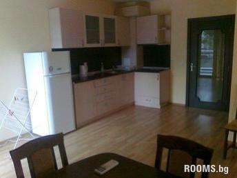 Apartment Milenium, Pomorie, снимка
