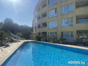 Apartment in Complex Colosseum, Кранево, снимка