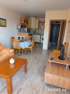 Apartament мorski dom kapitan, Pomorie, снимка